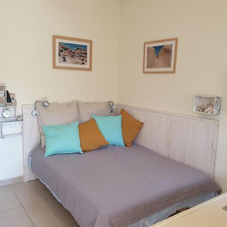 Guy Family Guestroom'S (Adults Only) Midreshet Ben Gurion Exterior photo